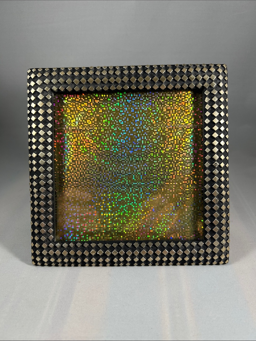 Vintage 1995 Terra graphics heavy metal frame with pattern 5” x 5” photo